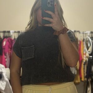 Zenana Outfitters Ribbed Charcoal Crop Top